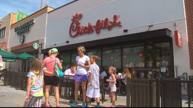 Tenleytown Chick-fil-A's no-seating policy during mid-afternoon raises question of rowdy students
