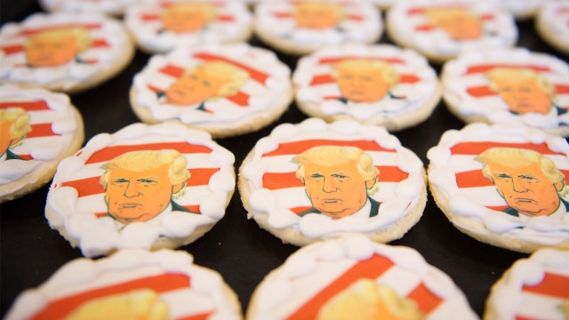 Washington state baker apologizes for 'Build that Wall' cookie