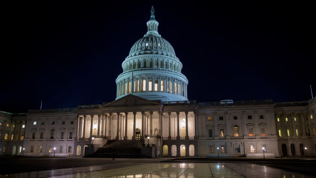 Congressmen introduce bill to withhold pay from Congress, president during government shutdowns