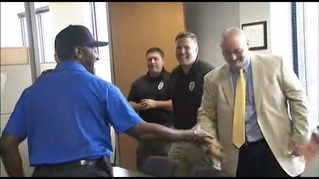 Former Braves Otis Nixon thanks Woodstock police