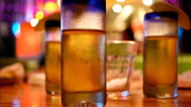 Dozens of DC bars, restaurants allowed to serve alcohol starting at 7 am during FIFA World Cup