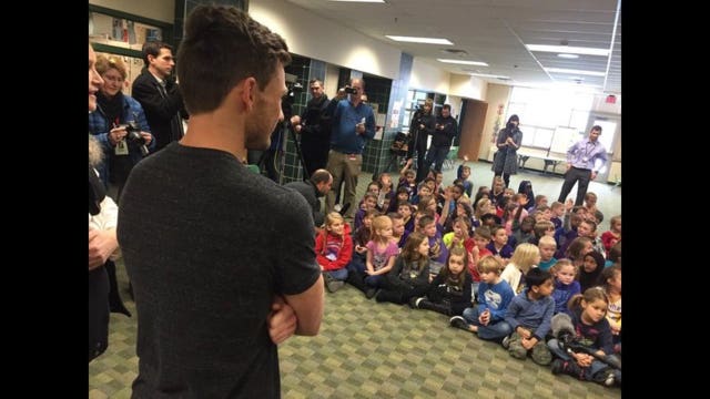 Blair Walsh visits Northpoint Elementary to say thank you