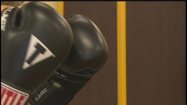 Minnesota teenager could become first American boxer to fight in hijab