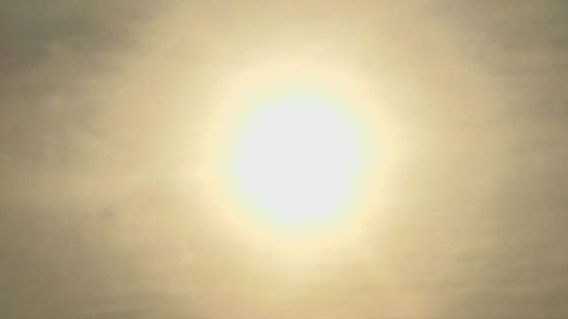 Study shows chemicals found in sunscreen can enter human bloodstream