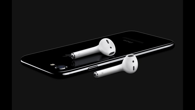 Is Apple getting ready for a huge acquisition?