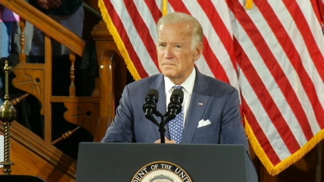 Biden visits Florida to campaign for Hillary Clinton