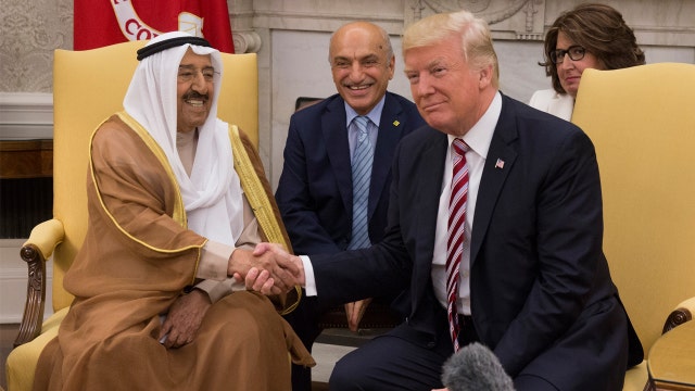 President Trump meets with Emir of Kuwait