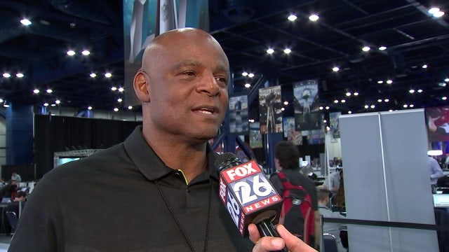 Pro Football Hall of Fame inductee Warren Moon sued for sexual harassment