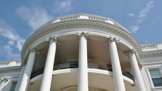 Poll shows more Americans trust the White House than the media