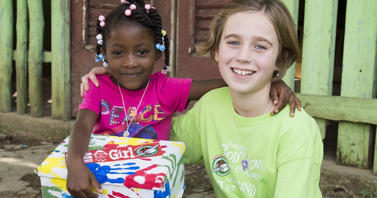 Operation Christmas Child: 1 girl helps give 10,000 shoe boxes full of ...