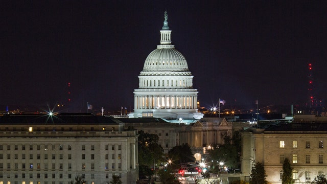 Federal workers anxiously await end to government shutdown