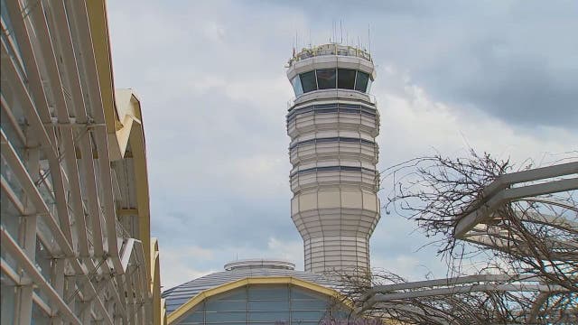 Airline catering workers plan sit-in at Reagan National Airport for Thanksgiving rush