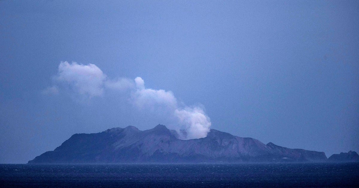 Volcano Neapolis New Zealand volcano vents steam, stymies recovery of bodies | FOX 5 DC