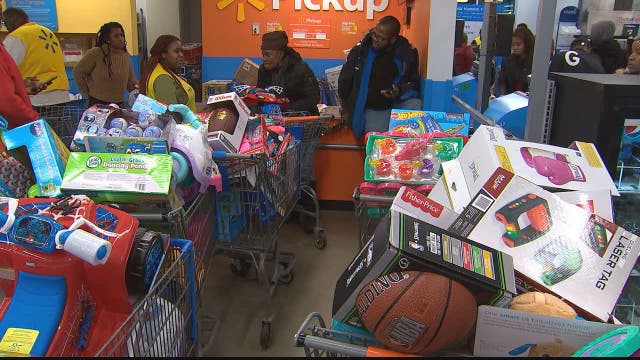 People donate thousands to DC non-profit after holiday gifts, donations stolen from U-Haul