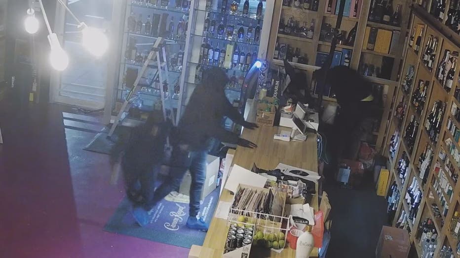 Christmas morning liquor store burglary caught on surveillance video ...