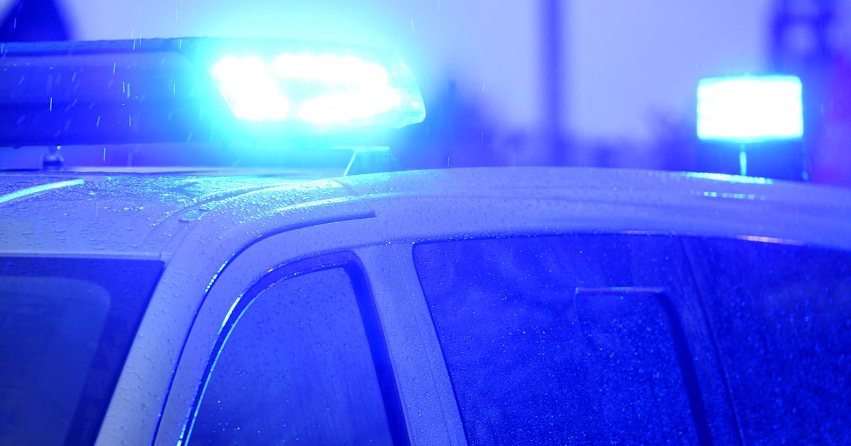 Woman dead after being hit by police cruiser in Southeast DC | FOX 5 DC