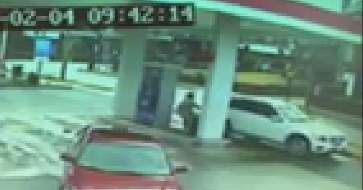 Mother dragged, toddler found safe after vehicle stolen from DC gas ...