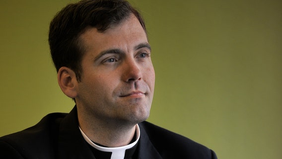 Bowie priest opens drive-thru confessional during coronavirus outbreak