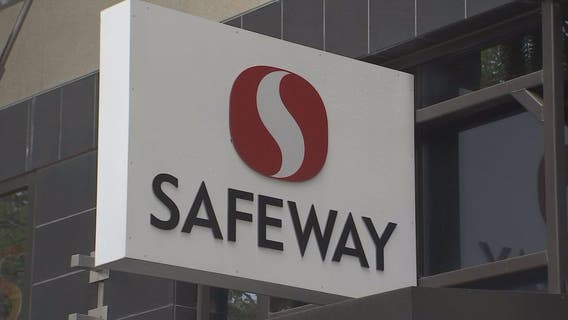 Safeway workers reach tentative agreement, avert strike