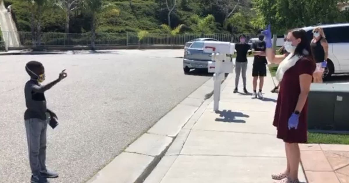 Teacher surprises student having a 'rough time' during isolation with ...