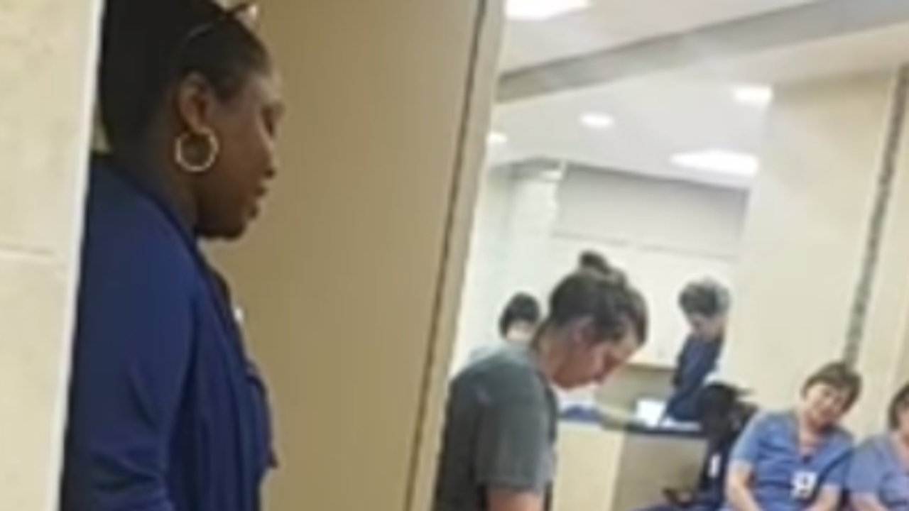 Nurse Sings Amazing Grace To Colleagues Working Tirelessly In Fight