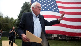Bernie Sanders calls on House to return to Capitol Hill to negotiate USPS funding, remove Postmaster General