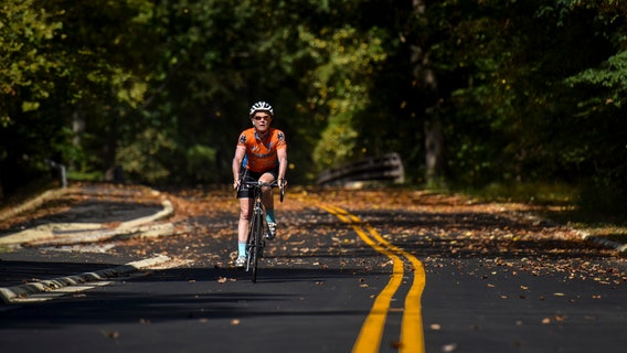 DC closes Beach Drive, other streets to cars to encourage "essential exercise"