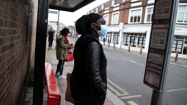 Senators urge anti-bias police training over mask fears