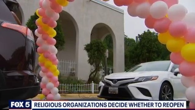 Taking Eid for a spin, a Montgomery mosque celebrates the end of Ramadan with a car parade