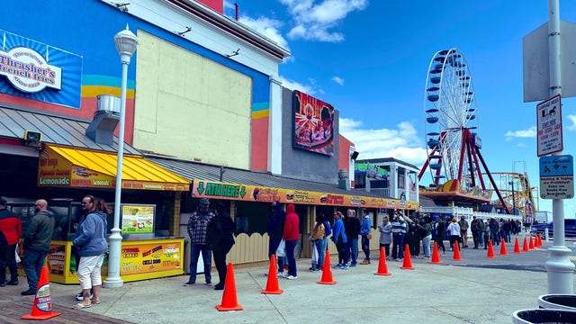 Beachgoers flock to Ocean City after reopening despite pandemic