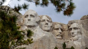‘We won’t be social distancing,’ South Dakota governor says of Trump’s Mount Rushmore event