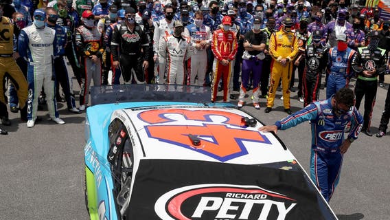 NASCAR rallies around Bubba Wallace as FBI investigates noose