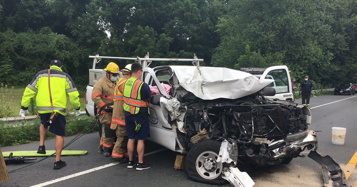 Dump truck driver flees scene after crash in Damascus, police say | FOX ...