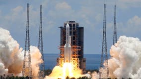 China launches ambitious attempt to land rover on Mars