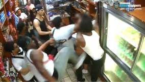 Mob attacks man, daughter in Manhattan deli