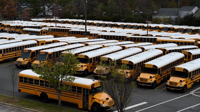 Arlington schools superintendent proposes postponed start, online learning