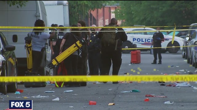 911 calls for Southeast DC cookout that ended in mass shooting began some 3 hours before shots fired