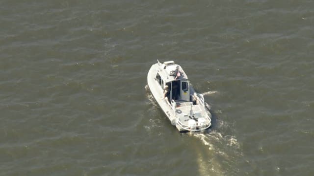 Emergency crews responding to Anne Arundel County boat crash; 1 person missing