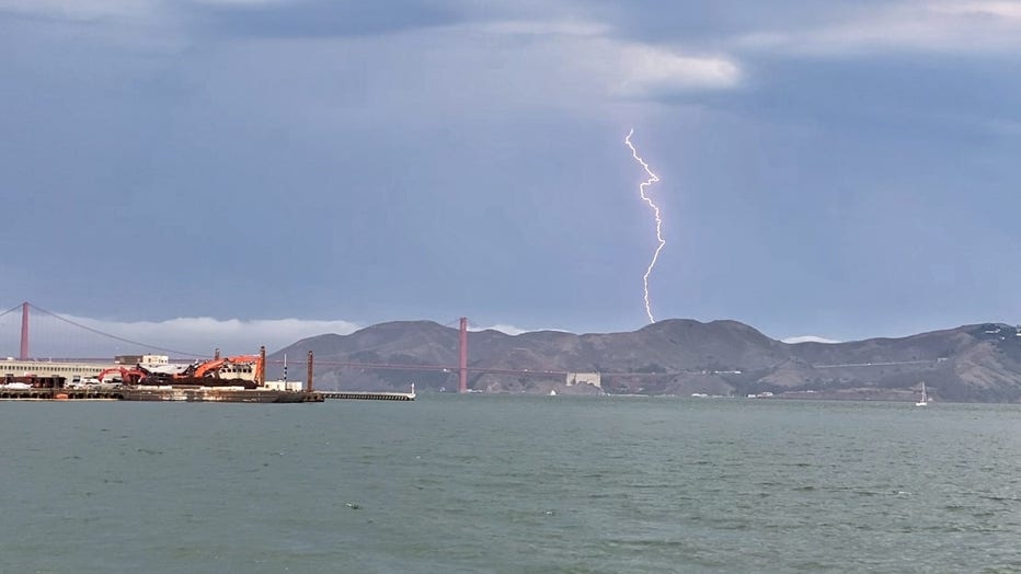 lightning-gg-bridge.jpg