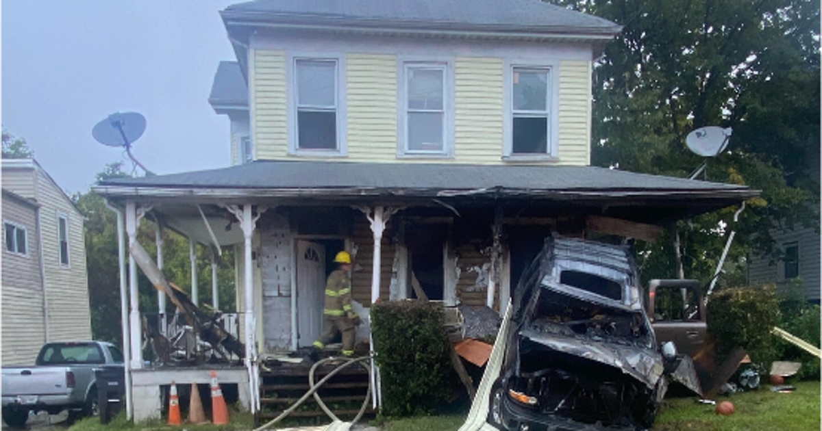 Man killed after slamming SUV into Prince George's County home | FOX 5 DC