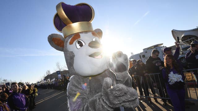 James Madison University shifts to mostly online after 'rapid increase' of COVID-19 cases