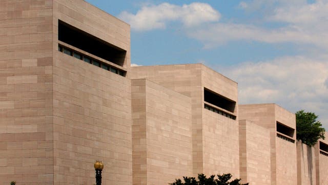 All Smithsonian museums, National Zoo, to temporarily close amid rising COVID-19 cases