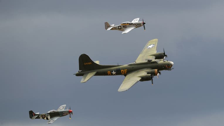 B-17 Flying Fortress and P-40 Warhawk