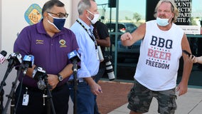 Man wearing ‘BBQ, BEER, FREEDOM’ shirt crashes Nevada election press briefing