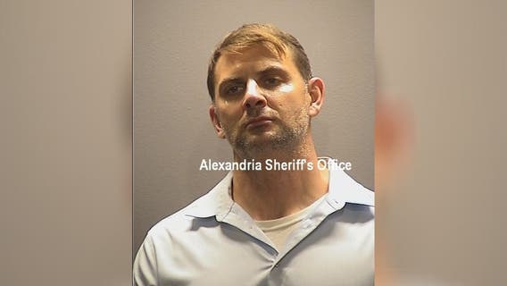 Ex-Green Beret charged with Russian espionage expected to plead guilty