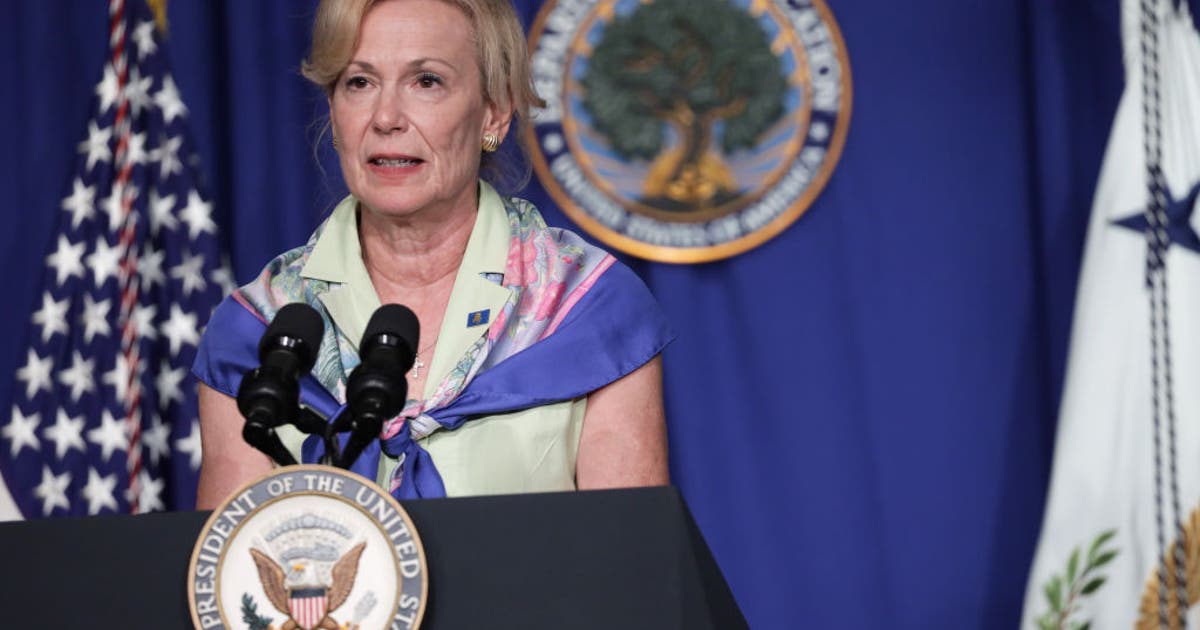 Dr. Deborah Birx, White House coronavirus coordinator, says she will ...