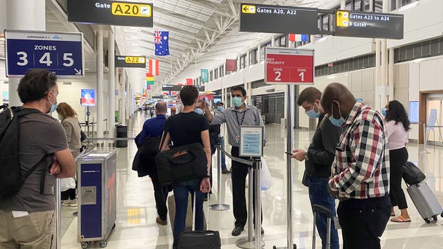 Thanksgiving travel expected to peak over next 2 days ahead of windy weather