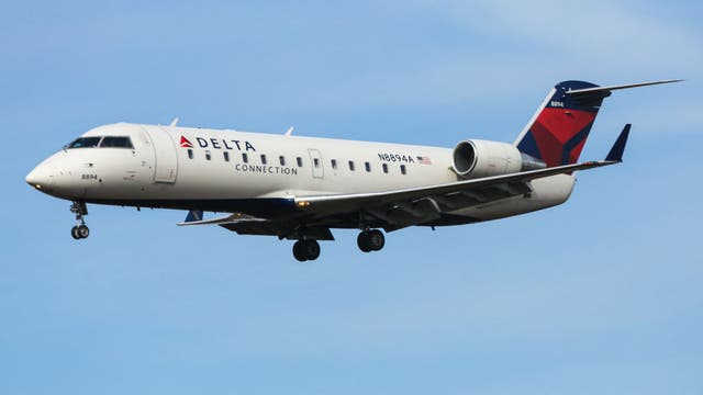 Delta puts 880 passengers on no-fly list over mask refusal, disorderly behavior after Capitol riot