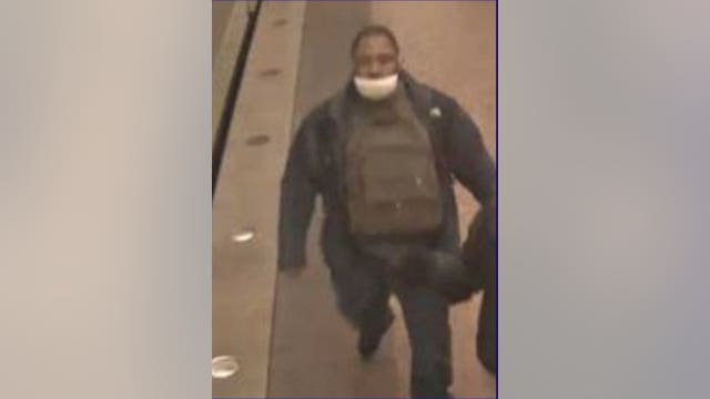 85-year-old man assaulted on Orange Line train near Rosslyn, police searching for suspect