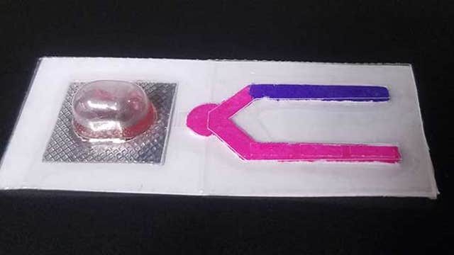 Scientists developing color-changing test strip to stick on face masks and detect COVID-19